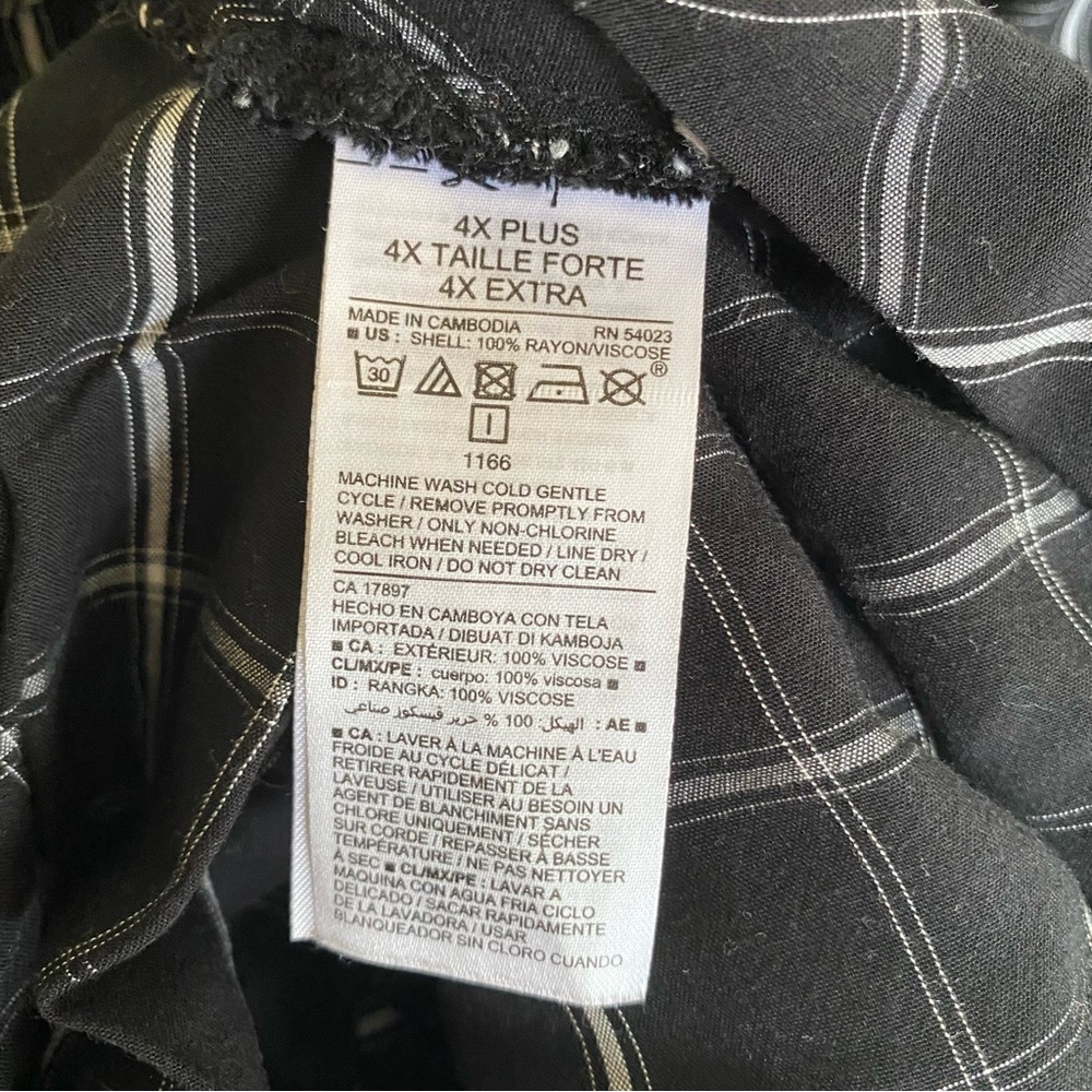 Old Navy Black Plaid Waist-Defined Tie-Neck Plus-Size Dress - Picture 5 of 16
